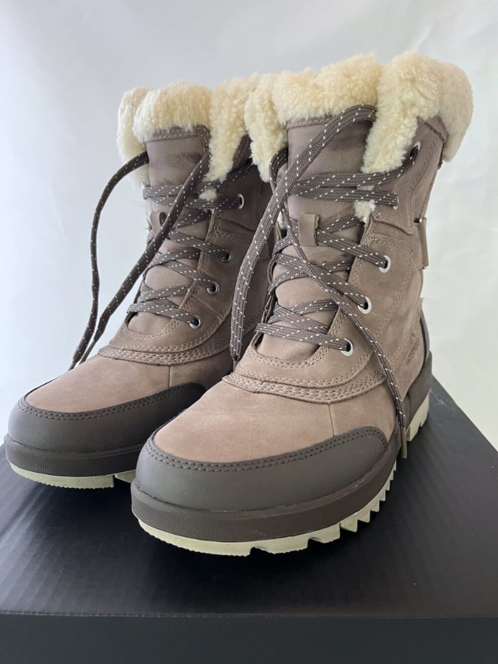 Sorel Tivoli IV Parc Waterproof Insulated Winter Boots Omega Taupe US Women’s 9